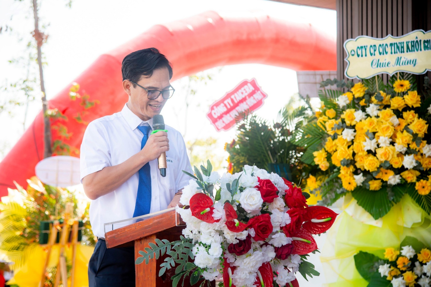 Tầm nhìn & Sứ mệnh